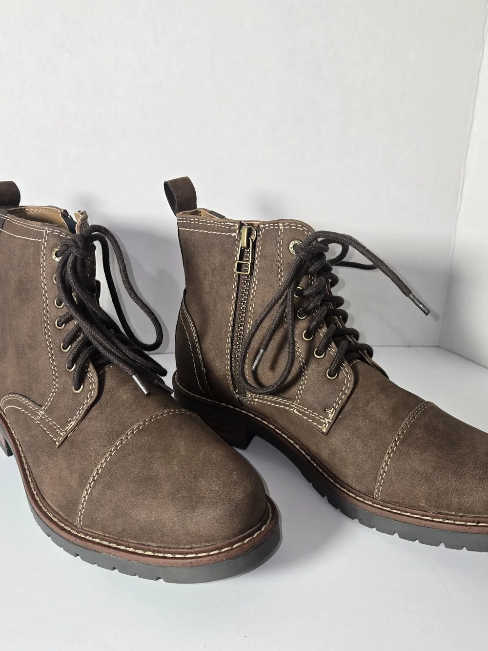 NWT Men's DOCKERS Rawls Block Heel Lace Up Boots in Dark Tan Size 9M